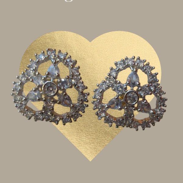IN STAR AD STUDS